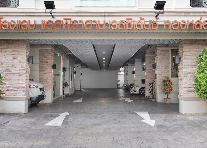 Aspira Hana Executive Thonglor Отель 4*
