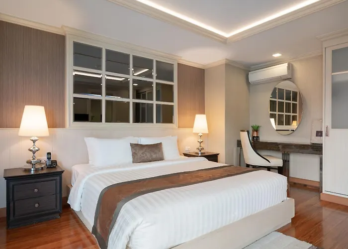 Aspira Hana Executive Thonglor Отель