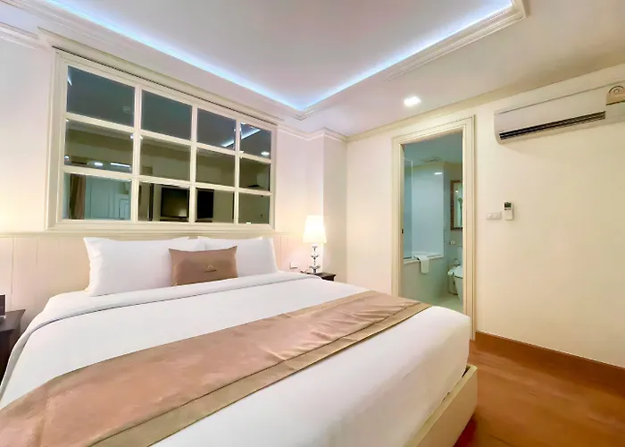 Aspira Hana Executive Thonglor Отель Бангкок