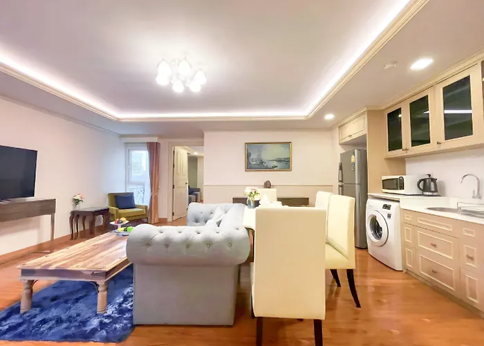 Aspira Hana Executive Thonglor Отель