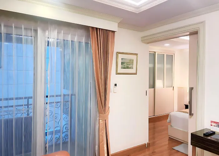Aspira Hana Executive Thonglor 4*